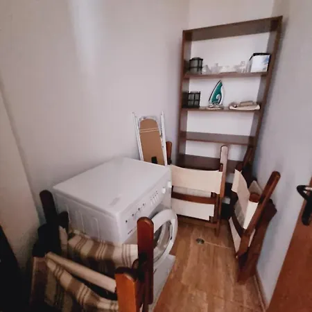 Complex Apartment *