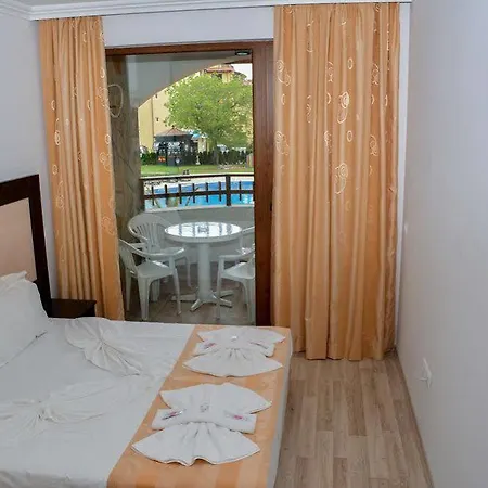 Complex Apartman Szveti Vlasz