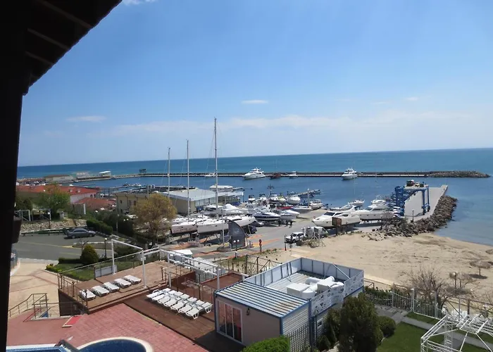 Complex Διαμέρισμα *